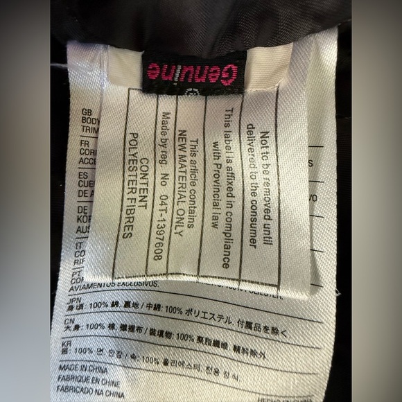 Volcom Snowboarding Hooded Flannel Jacket Red Black Plaid DWR Men’s Small - Picture 12 of 12